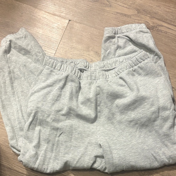 American Eagle Outfitters Pants - American Eagle Outfitters Heather Gray Joggers